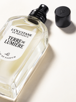 בושם או דה פרפום טר דה לומייר