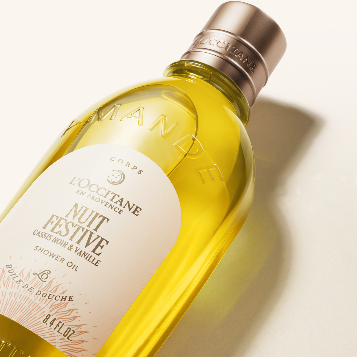 שמן רחצה שקדים, וניל ודומדמנית שחורה