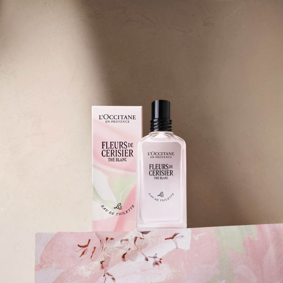 בושם או דה טואלט פריחת הדובדבן תה לבן