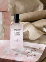 בושם או דה טואלט פריחת הדובדבן תה לבן